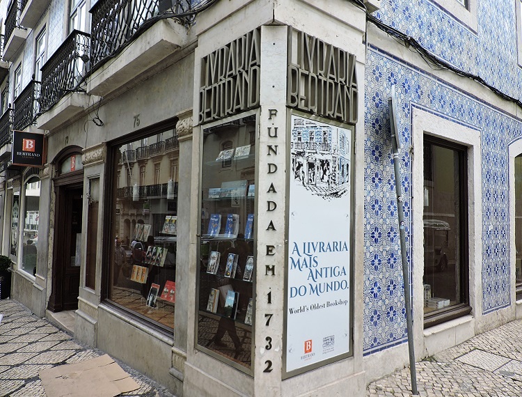 bertrand-lisboa-livraria-mais-antiga-do-mundo2