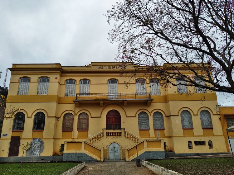 instituto-santo-antonio-paraibuna